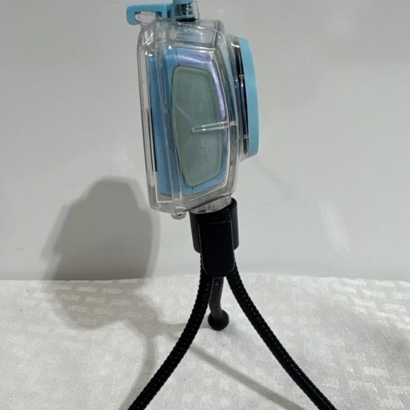 Disney Frozen Movie Action Camcorder/GoPro Camera W/ CASE AND TRIPOD. TESTED - Picture 6 of 11